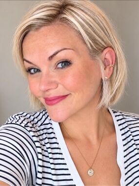 Meet your Posher, Dara